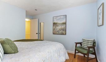 215 Middle Rd, Boxborough, MA 01719