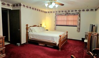 3110 Gaineswood Ave, Baxter Springs, KS 66713