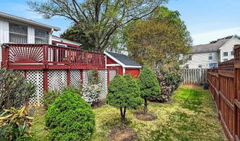 7052 WARDELL St, Annandale, VA 22003