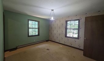 1006 Rainbow Dr, Albany, KY 42602