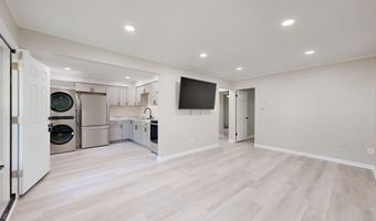124 Allen Dr 1, Ann Arbor, MI 48103
