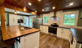 61 Westbrook Dr, Batesville, IN 47006