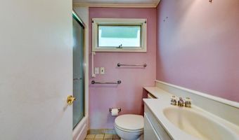 16 Lenape Ave, Andover, NJ 07860