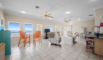 130 Bay Hbr, Aransas Pass, TX 78336