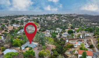 668 Starbright Ln, Alpine, CA 91901