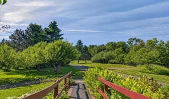 18 Cobb Rd, Belfast, ME 04915