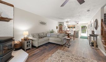 21 Village W Dr 15, Alexandria, NH 03222
