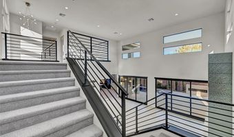 68 Grey Feather Dr, Las Vegas, NV 89135