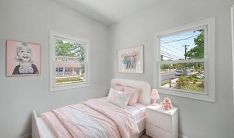 157 E Wyoming Ave, Absecon, NJ 08201