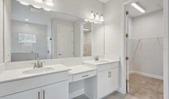 5178 EVERLONG Dr, Apollo Beach, FL 33572