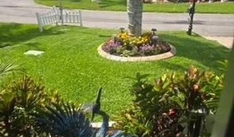 710 Royal Forest Dr, Auburndale, FL 33823