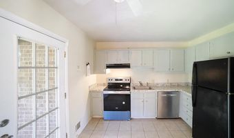 160-162 Jockey Clb, Athens, GA 30605