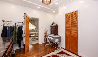 304 Oak St, Angola, IN 46703