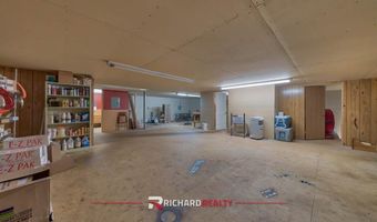 45 E Main St, Byron, WY 82412