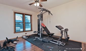 20 W371 Diversey Ave, Addison, IL 60101