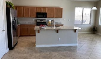 2181 E IRIS Dr, Chandler, AZ 85286