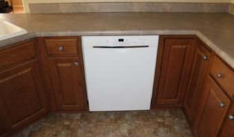 1520 Hammel Dr, Angola, IN 46703