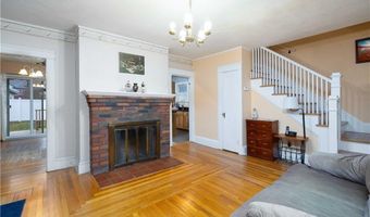 52 Lyndon Rd, Cranston, RI 02905