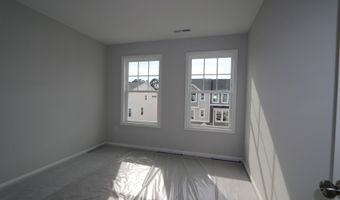 10026 Secluded Garden Dr, Apex, NC 27523