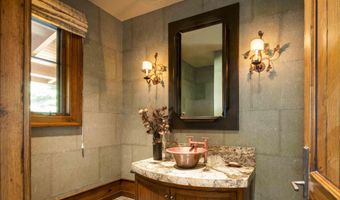 40 Fox Hollow Gulch Rd, Bellevue, ID 83313