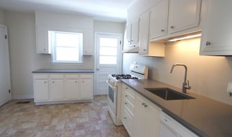 85 Ivy St, Branford, CT 06405