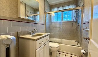 47 Homestead Ave, North Smithfield, RI 02896
