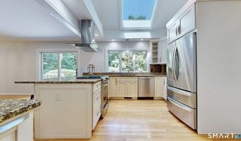 285 Wooding Hill Rd, Bethany, CT 06524