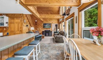 30 Beaver Bog Ln, Abbot, ME 04406