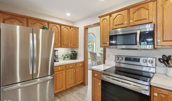 1424 Sarazen Cir, Indianapolis, IN 46239