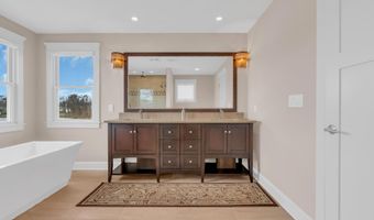 3 Sunset Dr, Asbury Park, NJ 07712