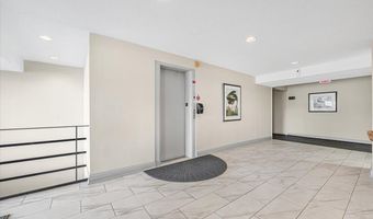 10320 WESTLAKE Dr E409, Bethesda, MD 20817