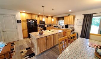 21 Pioneer Way, Aurora, ME 04408