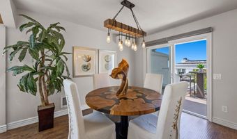 351 Shoemaker Ln, Solana Beach, CA 92075