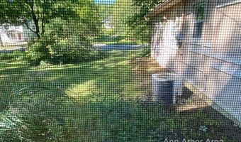 611 Robin Rd, Ann Arbor, MI 48103