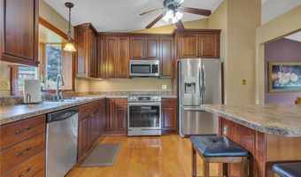 101 Paula Dr, Aliquippa, PA 15001