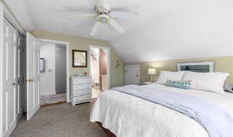 93 MILL St B, Newport, RI 02840