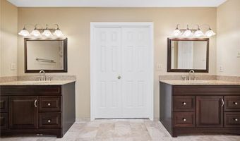 3195 Waters Mill Dr, Alpharetta, GA 30022
