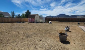 135 Cambridge Dr, Dayton, NV 89403