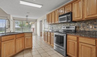 11313 N River Vue Cir, Biloxi, MS 39532