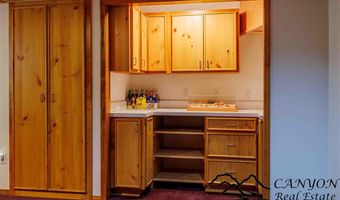 40 Castle Rock Rd, Cody, WY 82414