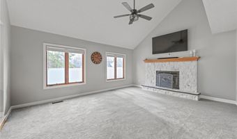 107 Keswick Ct, Amherst, OH 44001