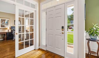 216 Wendhurst Ct, Apex, NC 27502