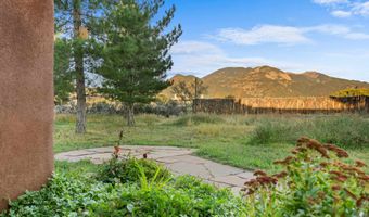9 Desiderio Rd, Arroyo Seco, NM 87514