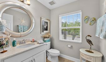 5227 ADMIRAL POINTE Dr, Apollo Beach, FL 33572