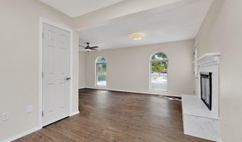 412 SESAME St SW, Albuquerque, NM 87121