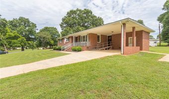 1020 Bern Cir, Anderson, SC 29626