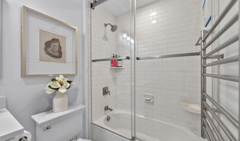 5 Brentwood Cir, Danbury, CT 06810