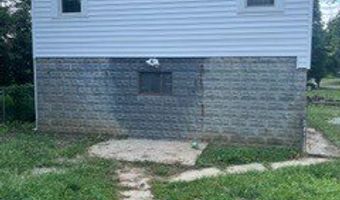 703 E 31st St, Anderson, IN 46016