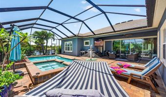 6104 SHADOWLAKE Dr, Apollo Beach, FL 33572