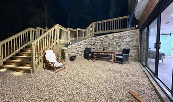 17821 POND Rd, Ashton, MD 20861